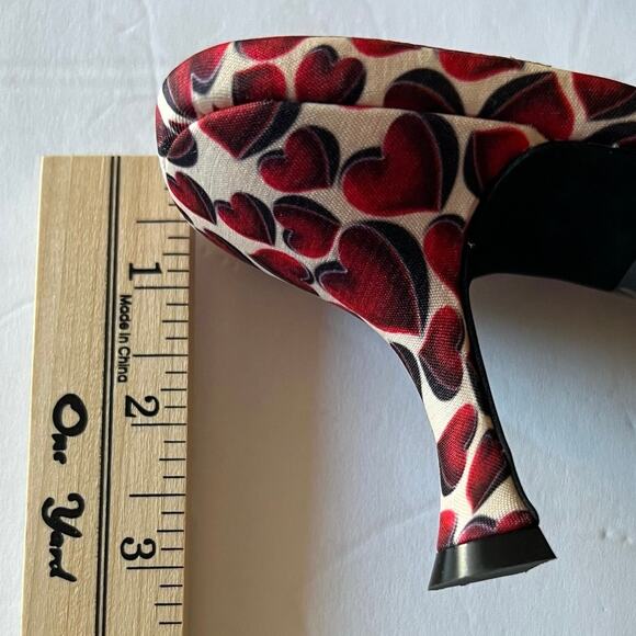 Jeffrey Campbell Sweets Slide Heeled Sandal In Red Hearts Size 9.5 - Picture 10 of 10